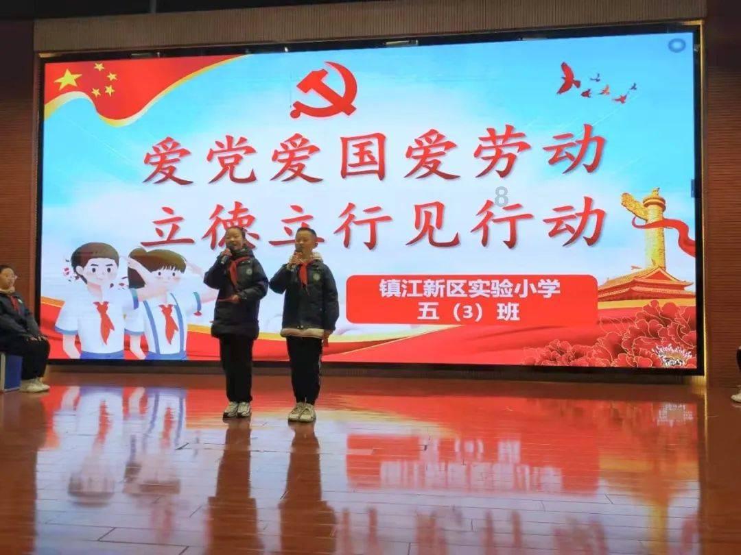 她不喜欢我不回消息不加好友，根本没有必要了解我，还要关注我.她这样对待我目的是什么？